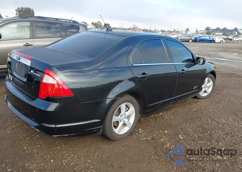 2010 Ford Fusion Hybrid from USA, damaged, VIN 3FADP0L36AR267315